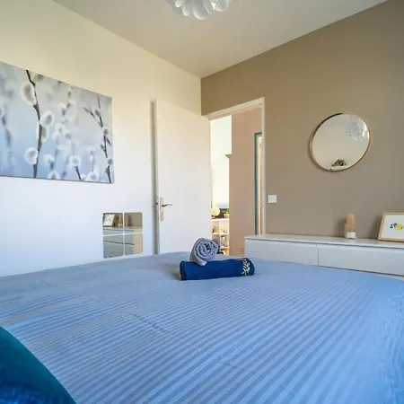 Sauret : Havre De Paix En Ville : Spacieux Et Confortable Apartment Montpellier