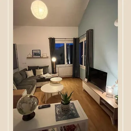 Sauret : Havre De Paix En : Spacieux Et Confortable Apartment